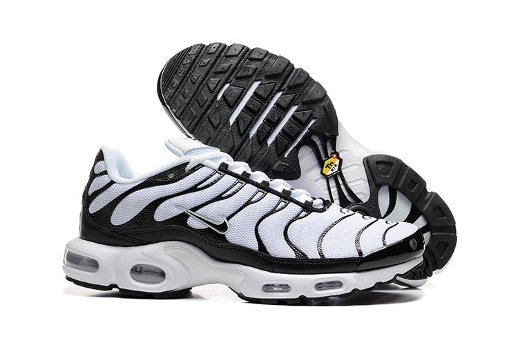 Air Max TN Plus "Panda"